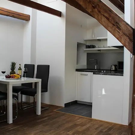 Apartment Tomino Iii